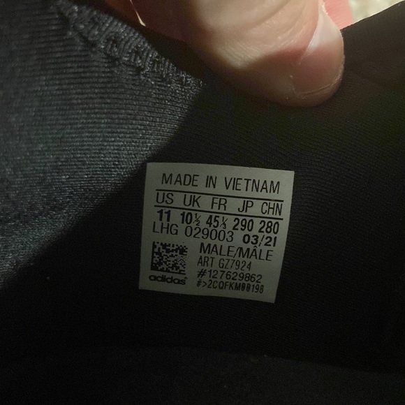 Adidas NMD R1 - Picture 8 of 8